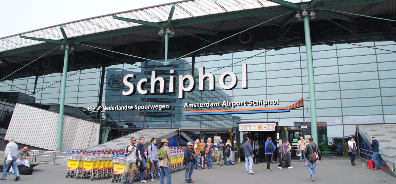 AMS Airport Security Wait Times